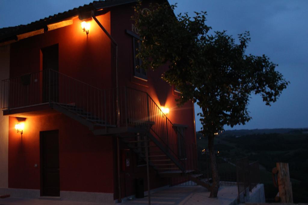 디아노 달바 Poggio Dei Farinetti B&B 외부 사진