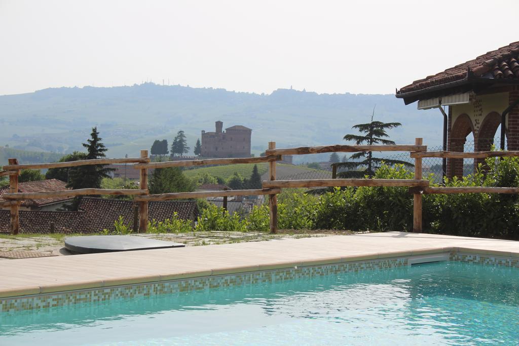 디아노 달바 Poggio Dei Farinetti B&B 외부 사진