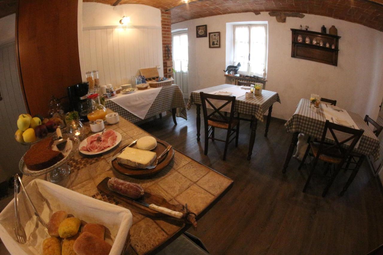 디아노 달바 Poggio Dei Farinetti B&B 외부 사진