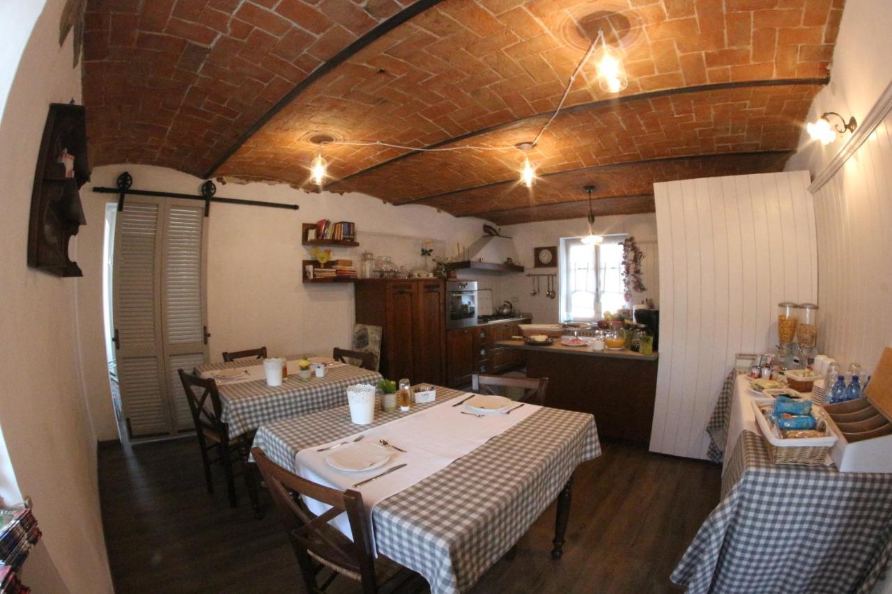 디아노 달바 Poggio Dei Farinetti B&B 외부 사진