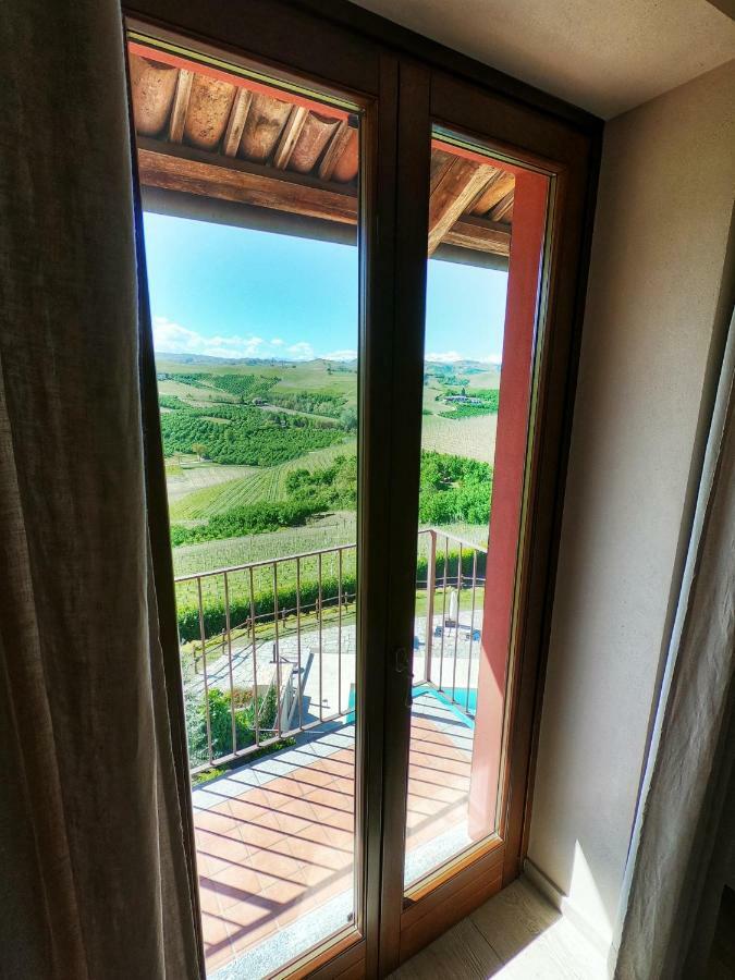 디아노 달바 Poggio Dei Farinetti B&B 외부 사진